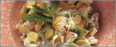 Рецепт салат с форелью и киви