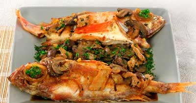Рецепт ы Блюда из рыбы и морепродуктов : Окунь по-домашнему
