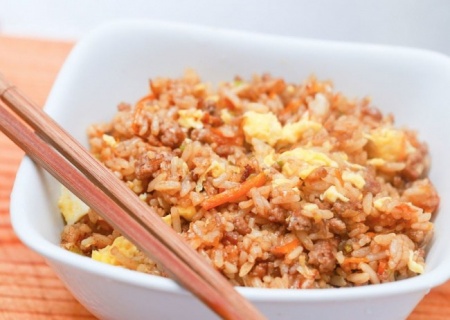 Рецепт жареного коричневого риса