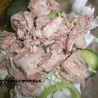  la salade avec le thon (  )
