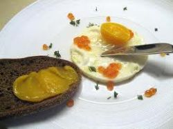 Рецепт яичница в блюдечках