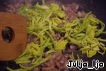 Рецепт жульен из осьминогов с шампиньонами в 'кокотницах' из красного перца 'Удачный улов'