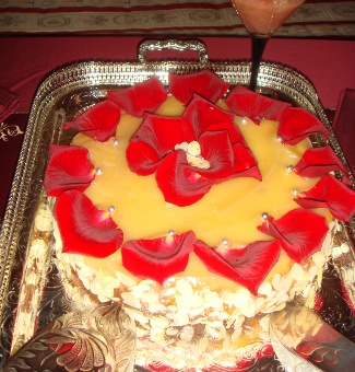Праздничный торт на Пасху