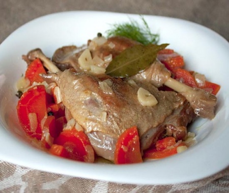 Рецепт «Утка тушеная». Как вкусно и правильно готовить тушеную утку – универсальный рецепт.