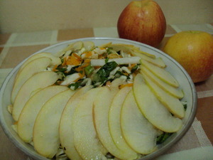 Капуста с яблоками - рецепт приготовления 