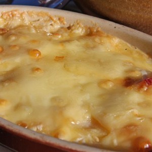 Запеканка из макарон с сыром и грибами