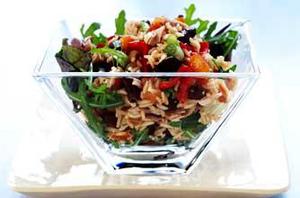Рецепт салата с рисом и тунцом
